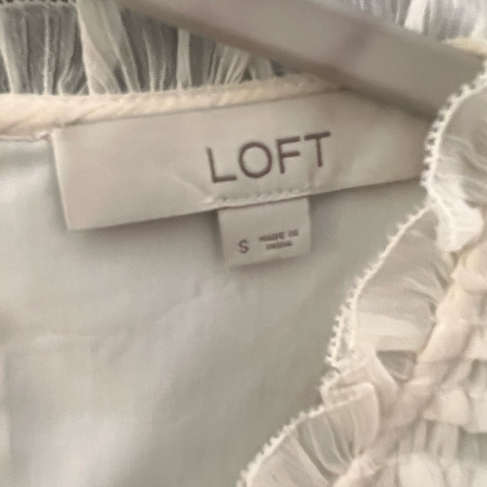 LOFT Cream Ruffled Blouse - Picture 2 of 2
